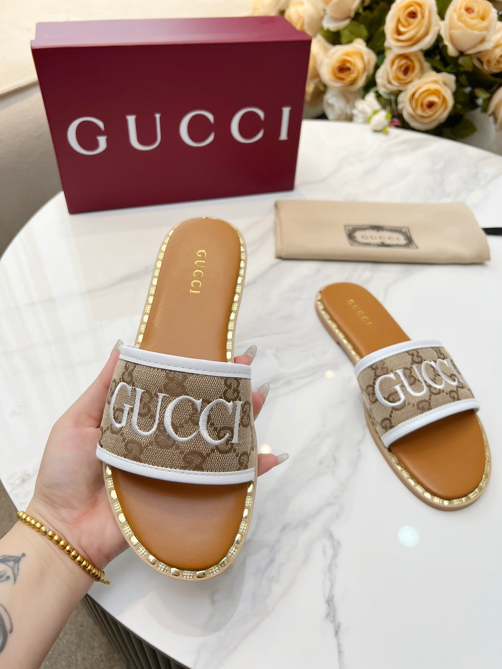 Z2Q55B29 Popular high-quality  Shoes