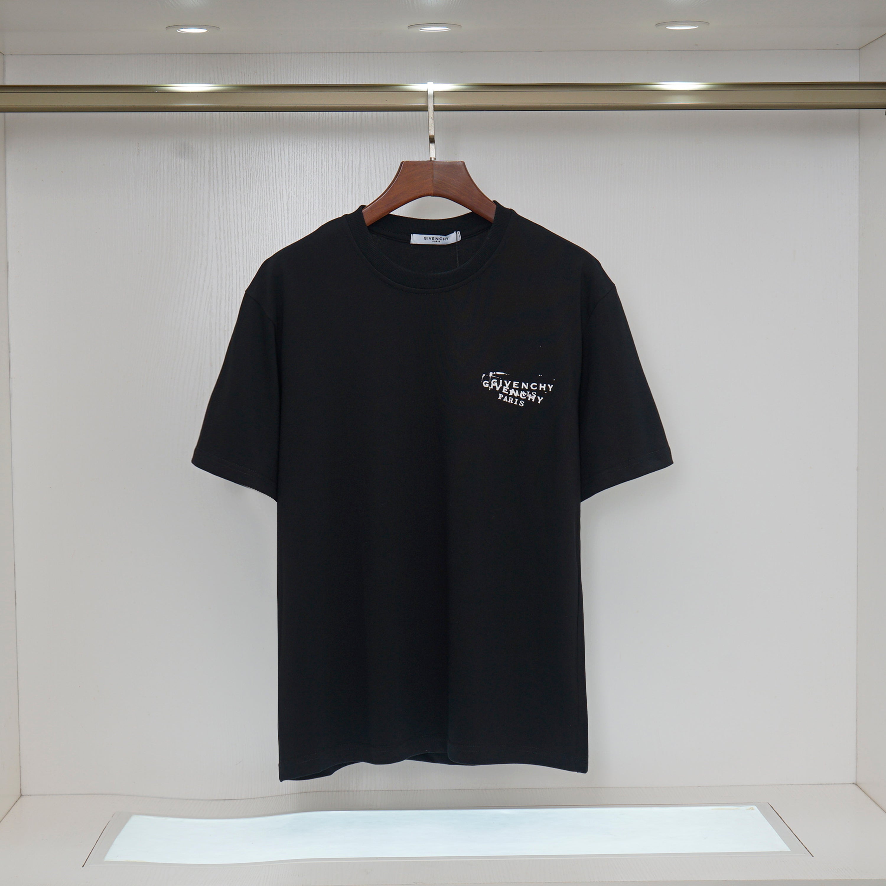 U1R76A4 Popular T-shirts