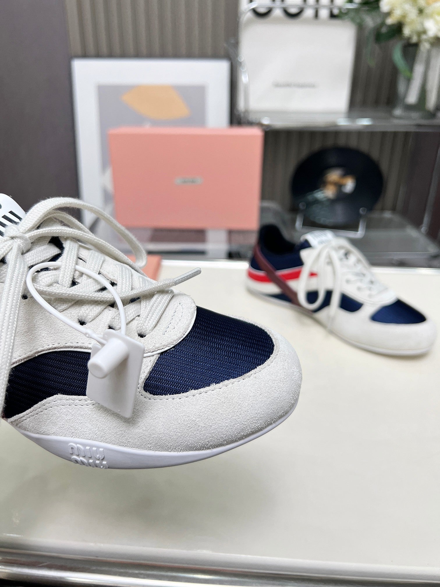 Z2Q105A247 Popular high-quality Shoes