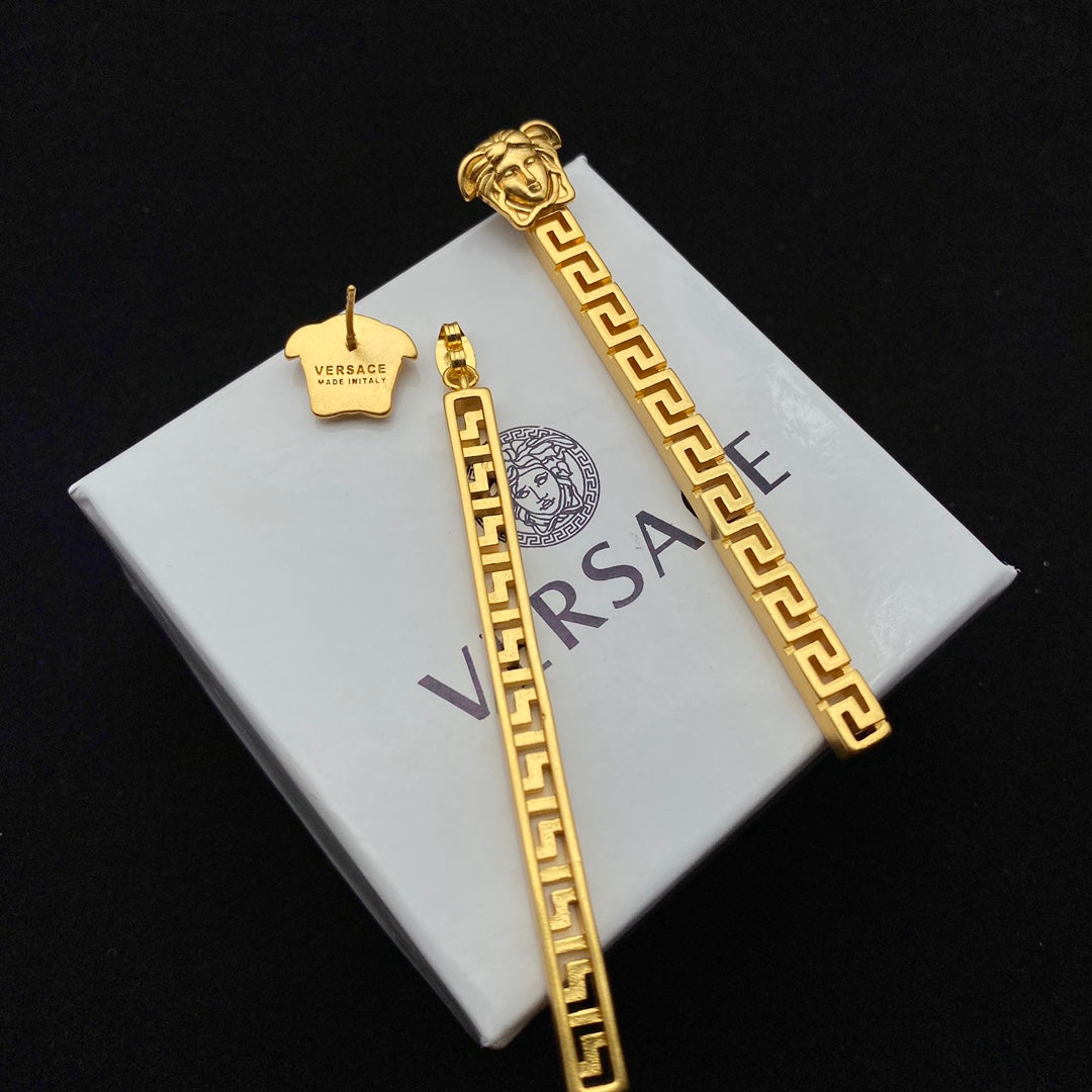 X1Z54V287E Popular  Earrings