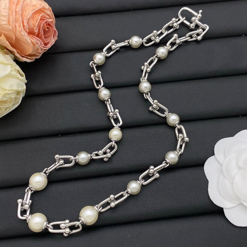 X1Q85T40X Popular Necklace, Bracelets