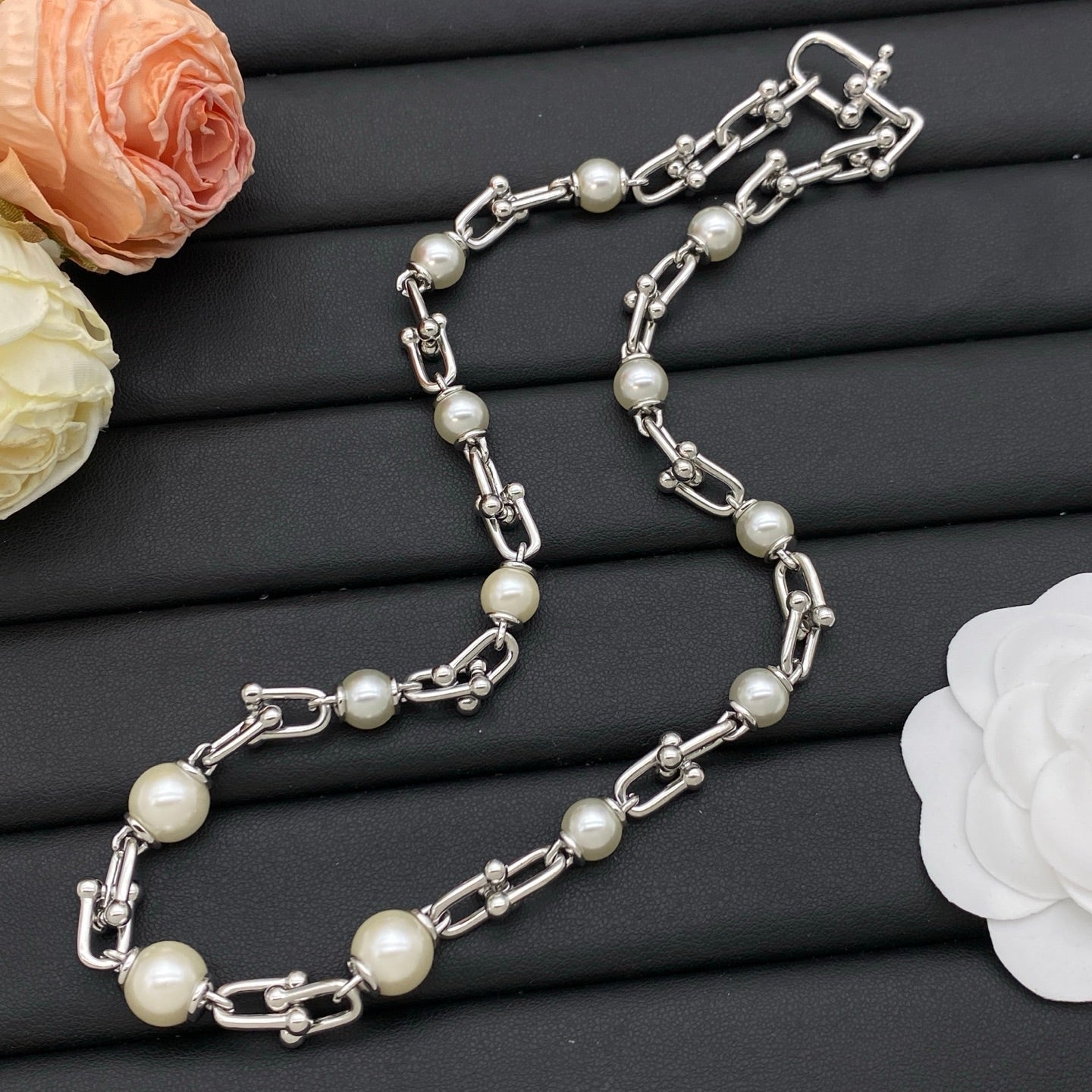 X1Q85T40X Popular Necklace, Bracelets