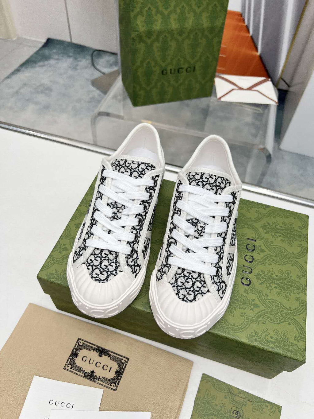 Z2Q105B238 Popular high-quality  Shoes
