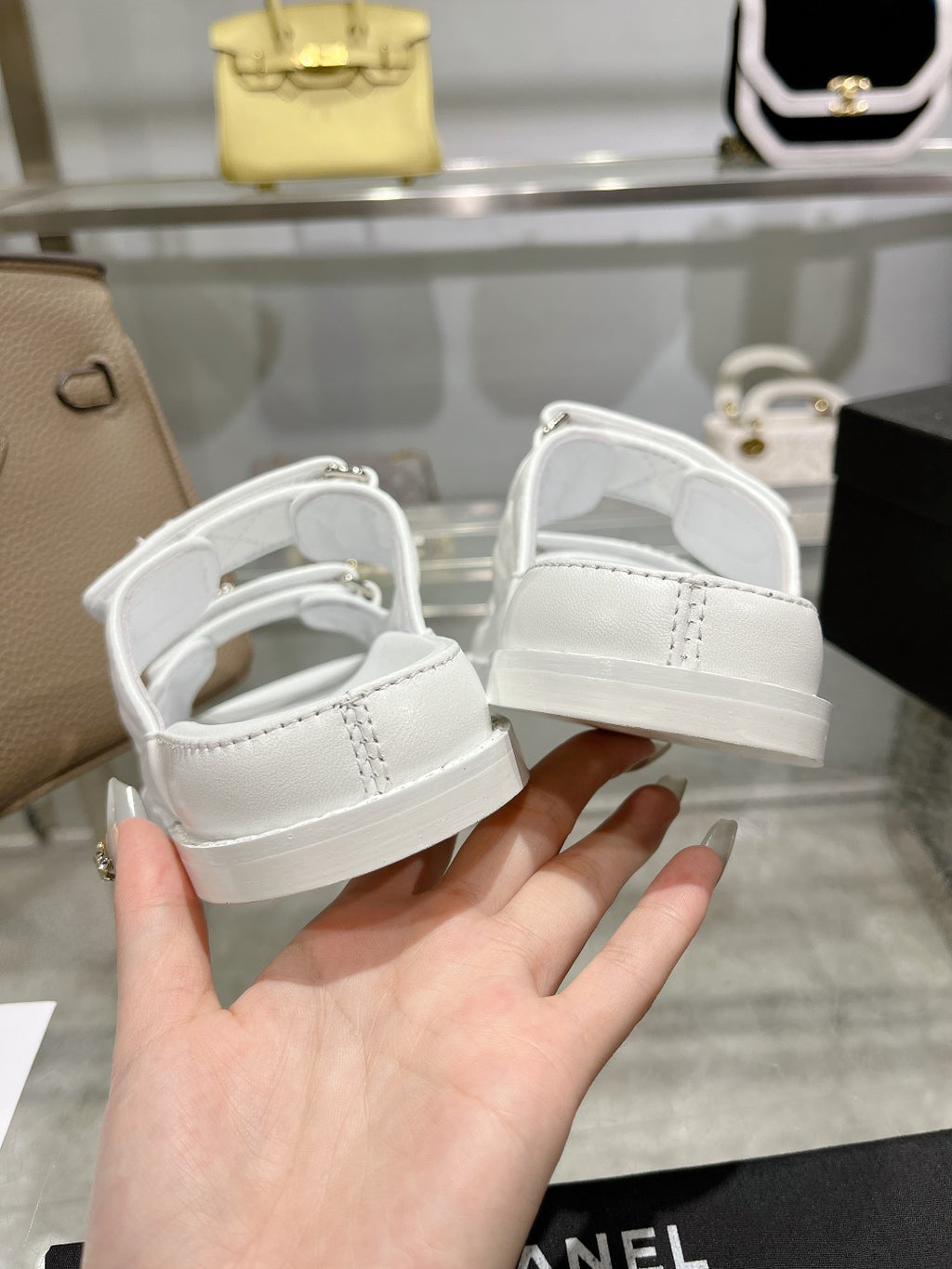 Z2R45C7  Popular leather shoes