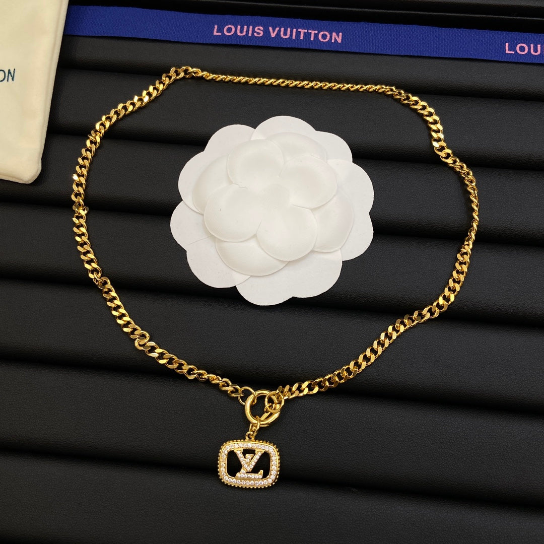 X1N83E251X  Popular   Necklaces  Bracelets Earrings
