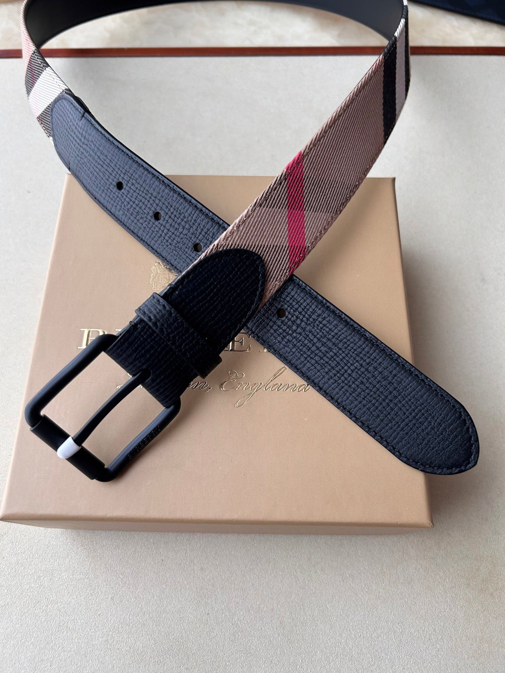P1Q115R8 Popular High quality belt With full package