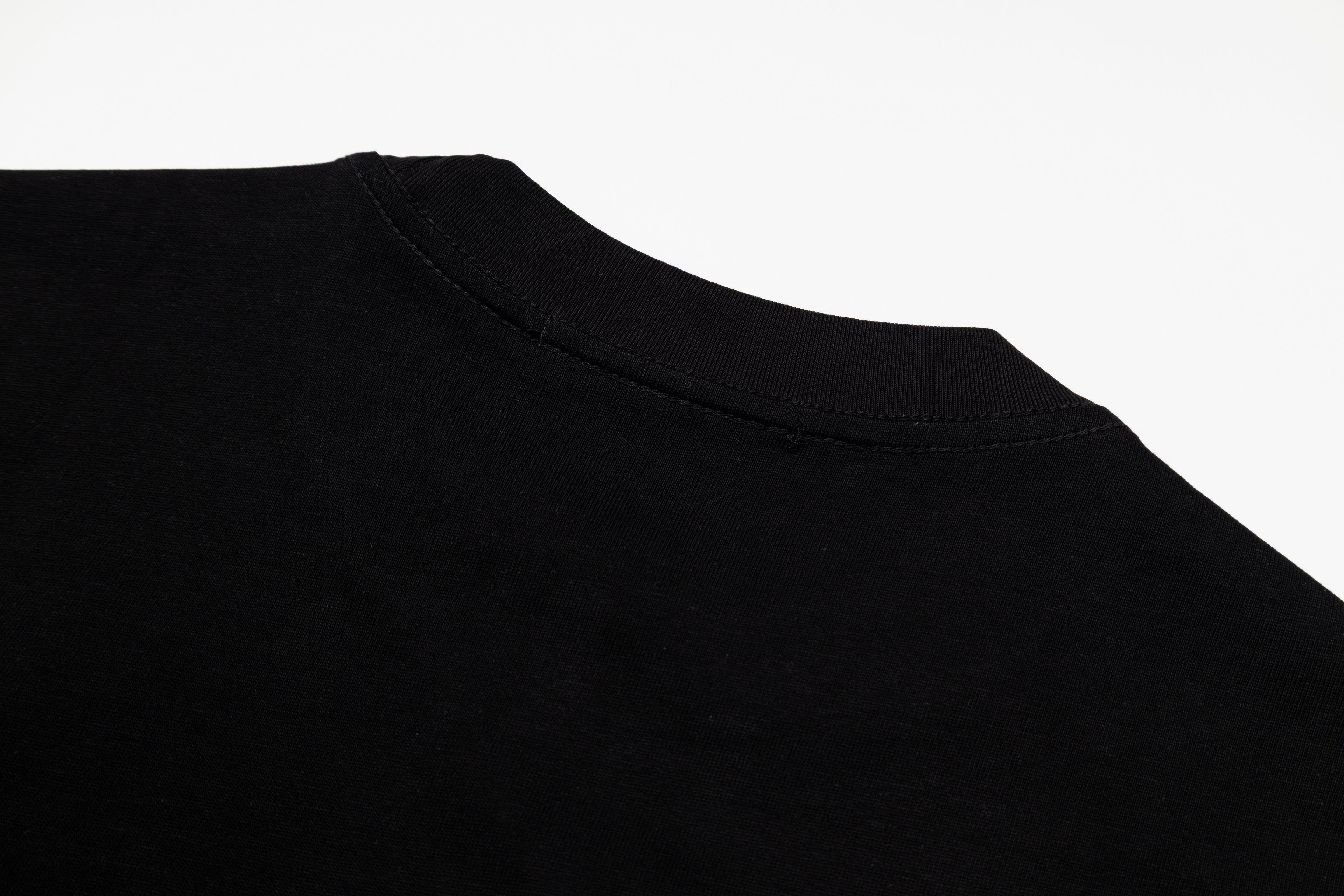 U1R76E38 Popular T-shirts