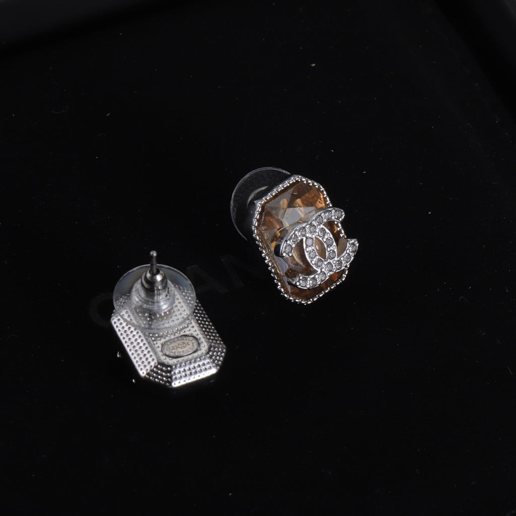X1Z54C303E Popular Earrings