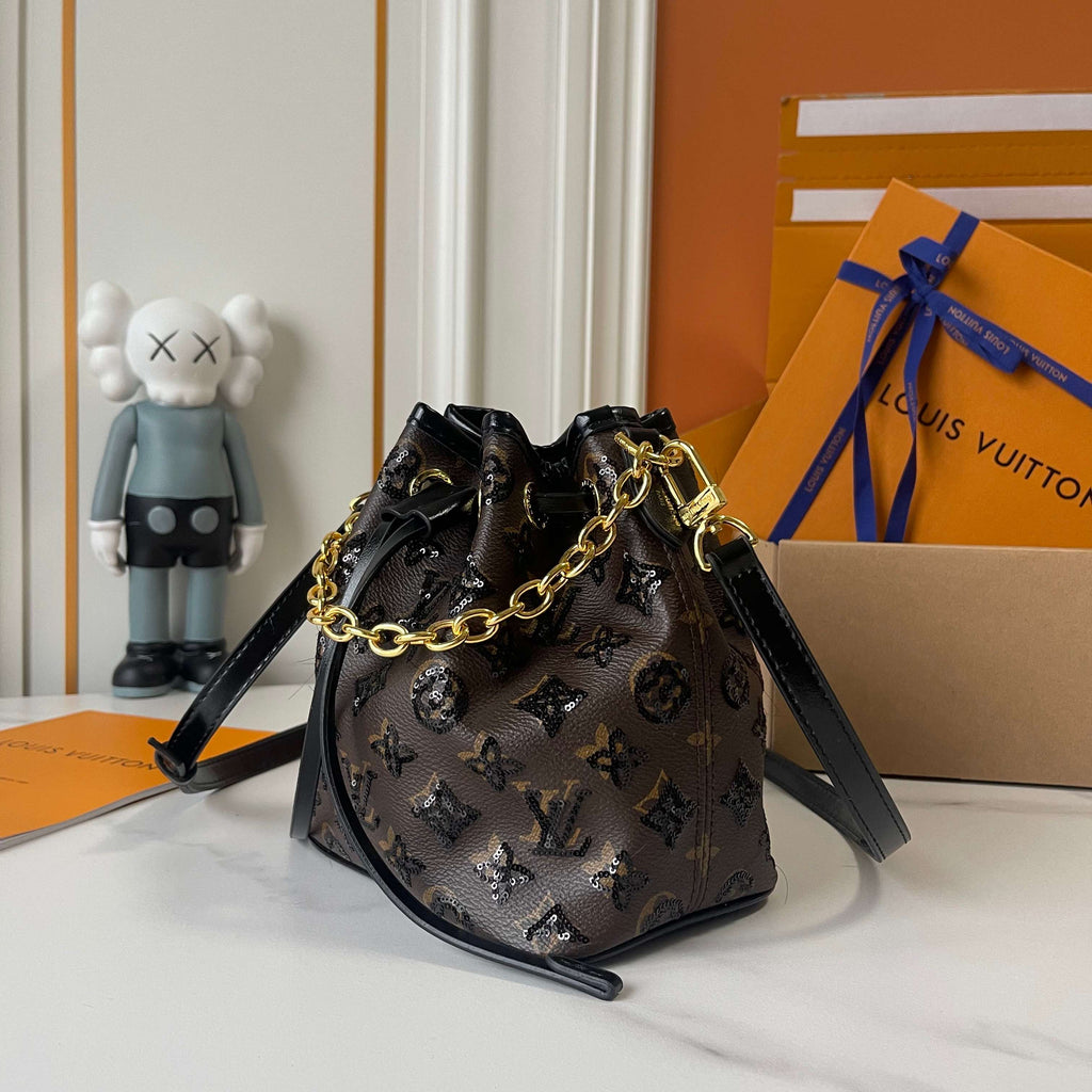 B1P46E39 Popular leather bag