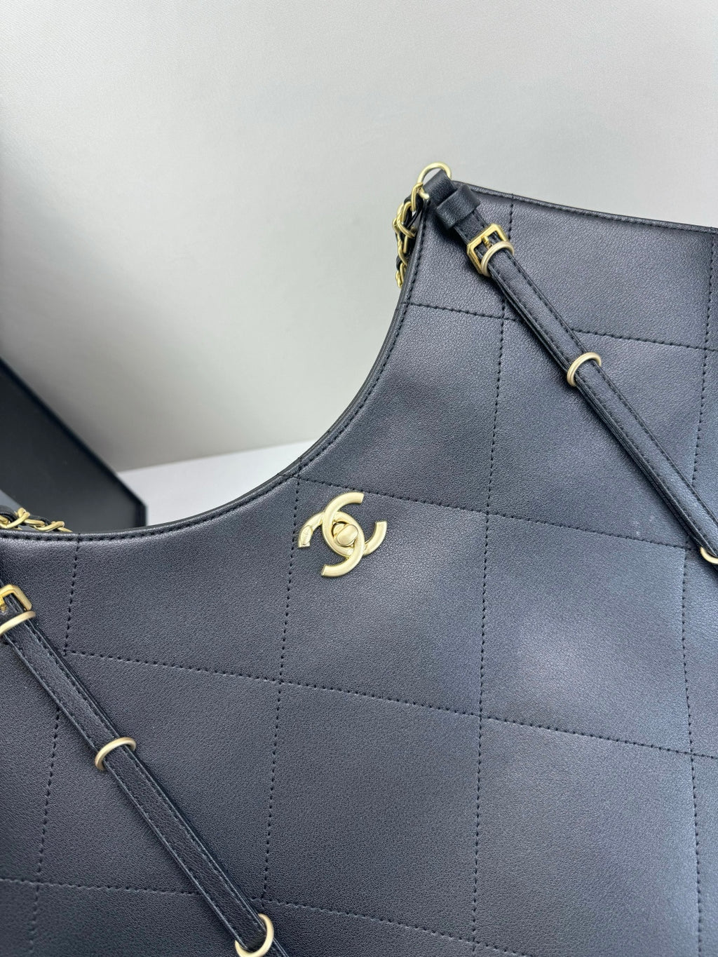 B1P46C11 Popular leather bag