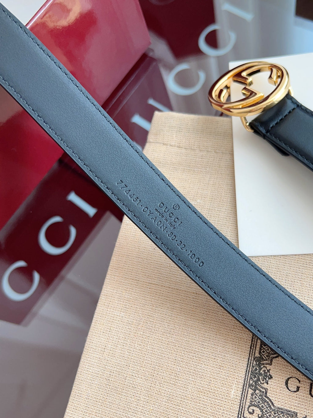 P1Q115B21 Popular High quality belt With full package