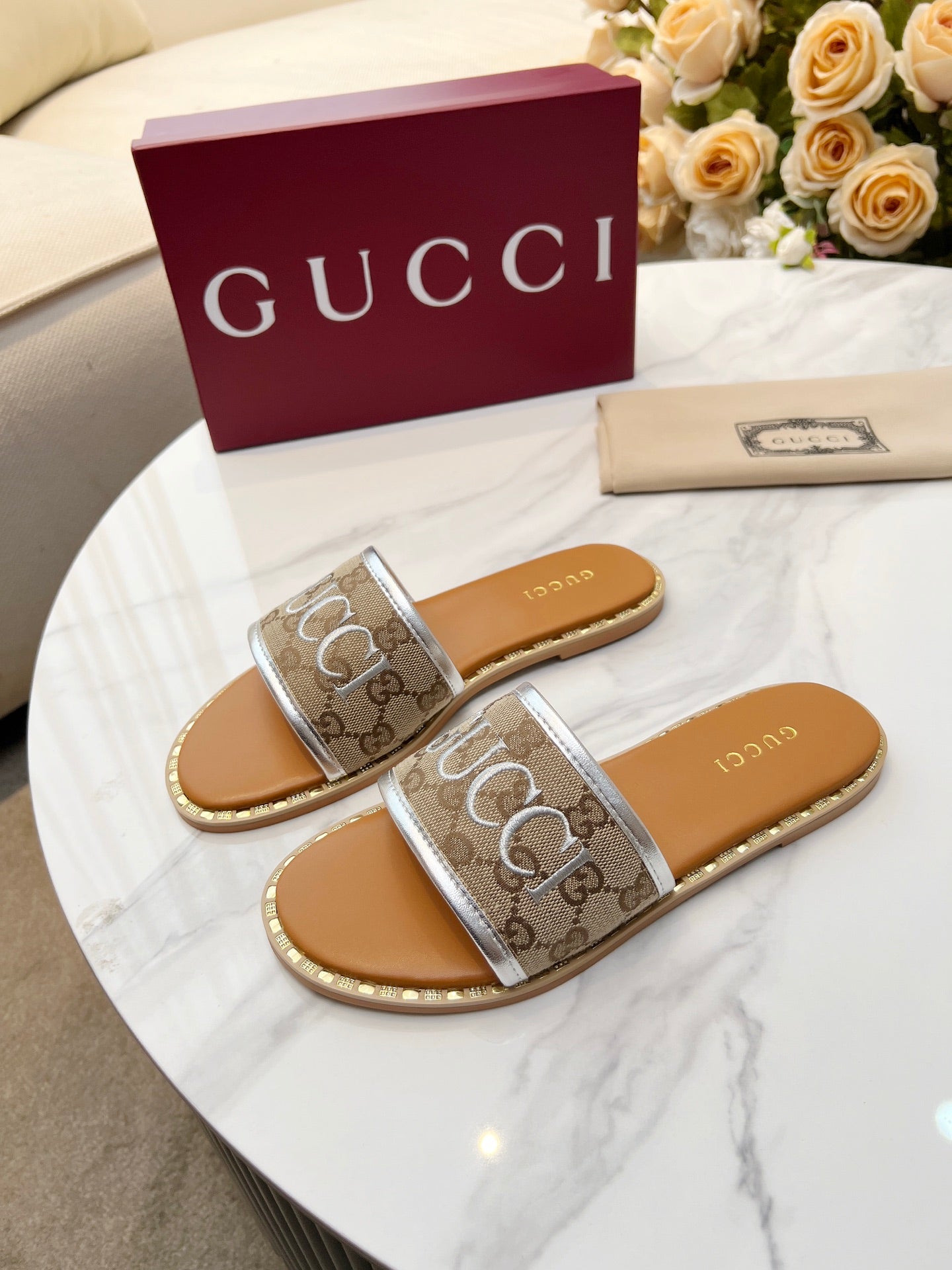 Z2Q55B29 Popular high-quality  Shoes