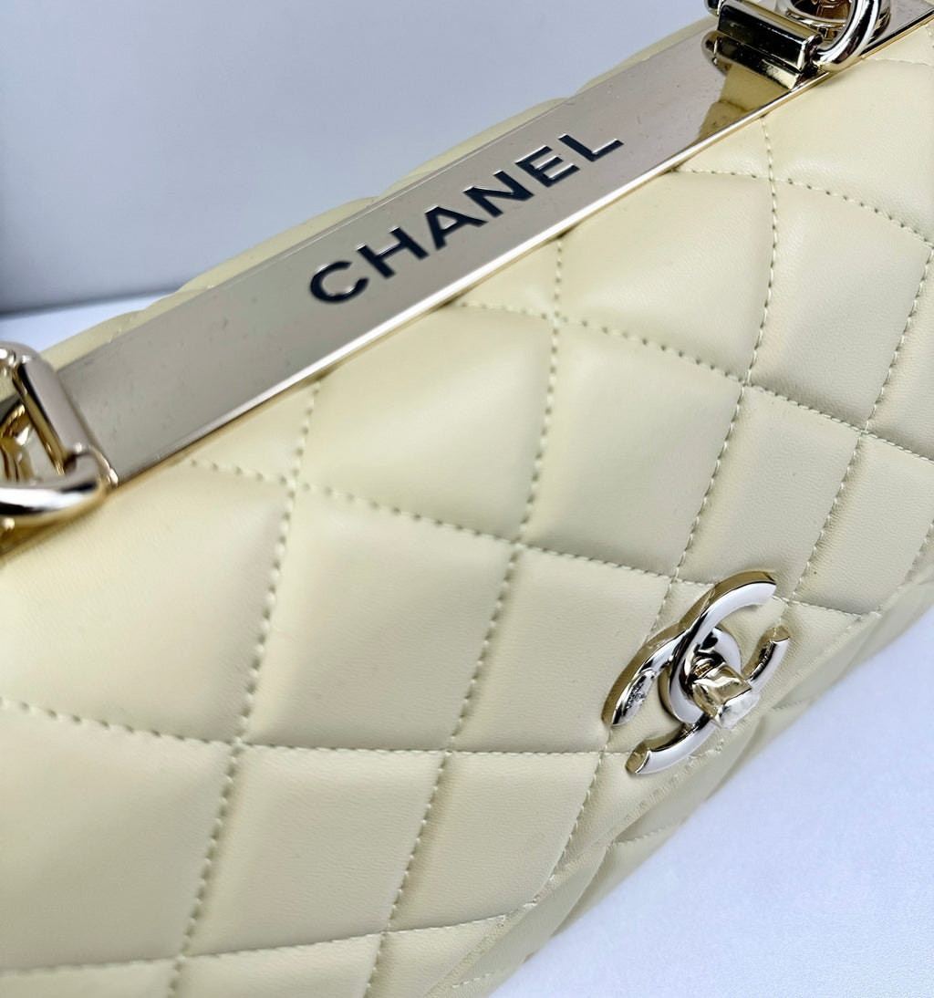 B1X76C8  Popular leather bag