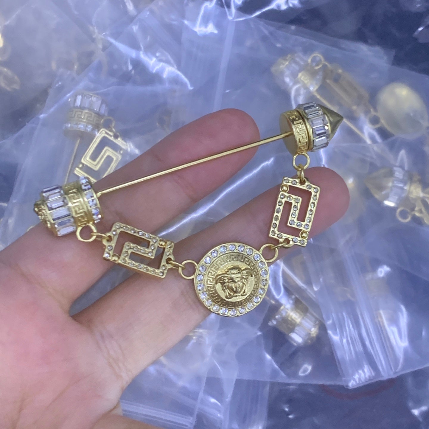 X1Z65V50X Popular Brooch