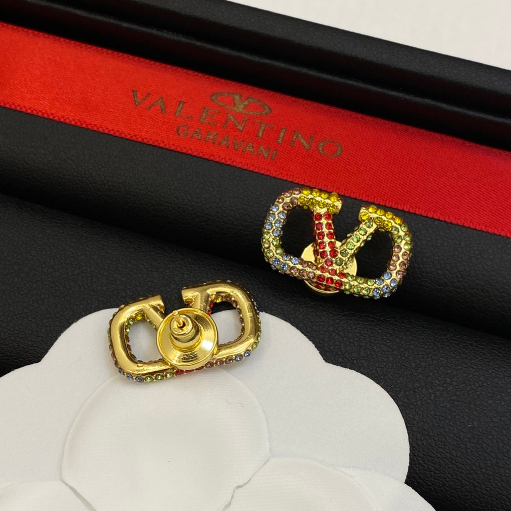X1Q85VL428X Popular Necklaces. Bracelets. Earrings