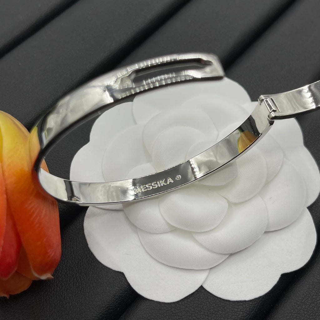 X1Z94A763K  Popular Bracelets