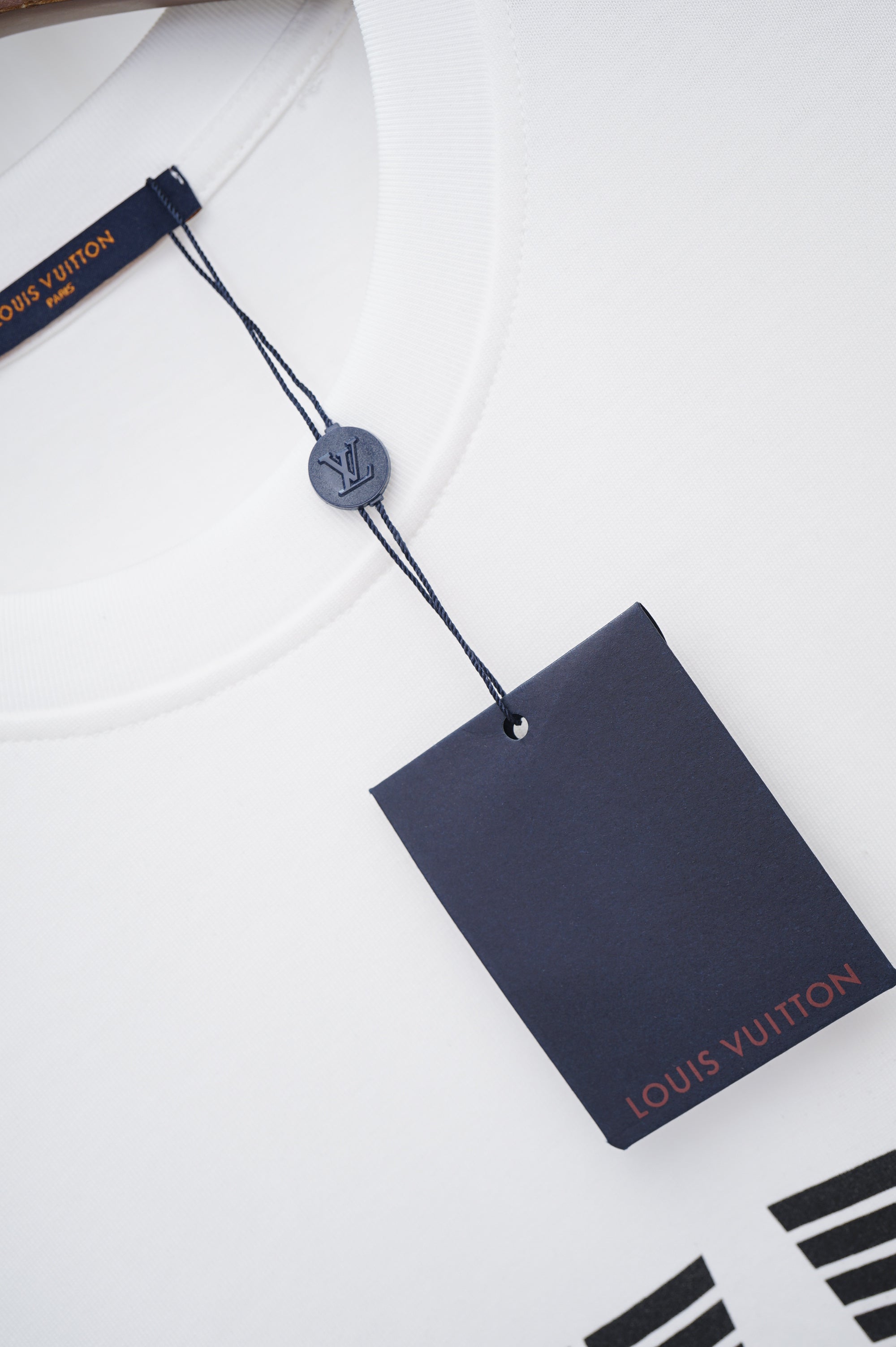 U1N45E8 Popular T-shirt