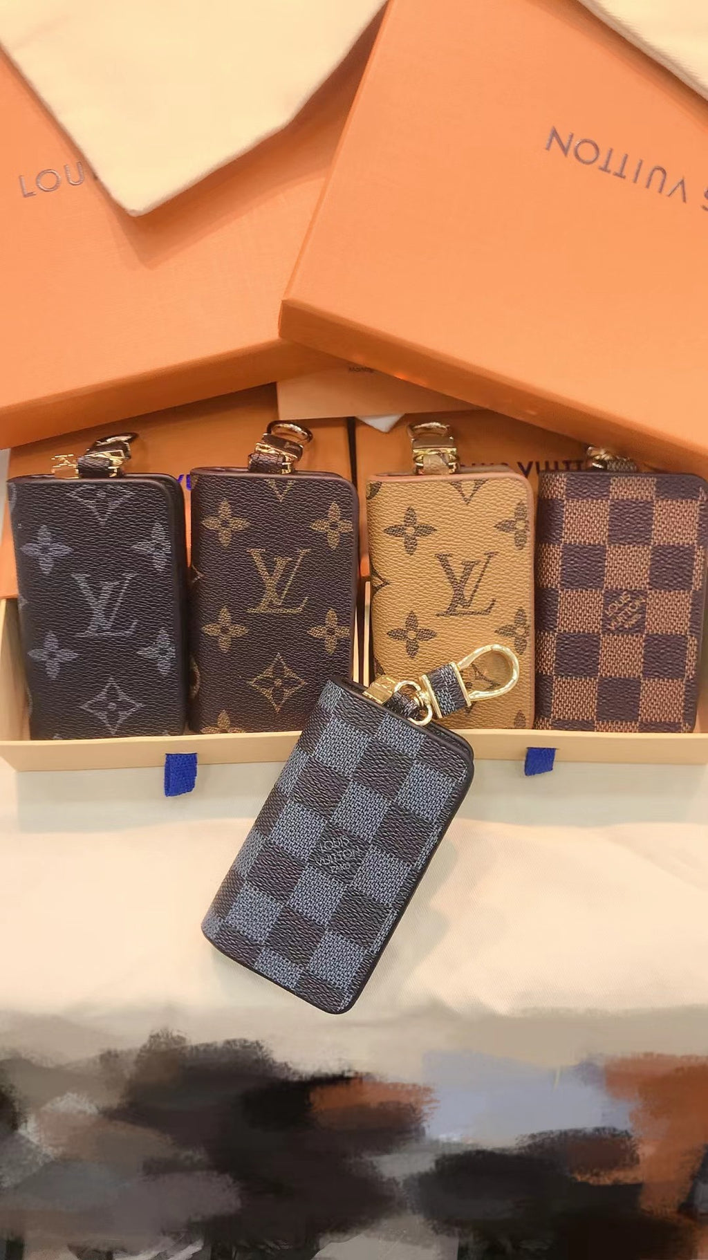A1Z105E23 Popular bag 's charms accessories