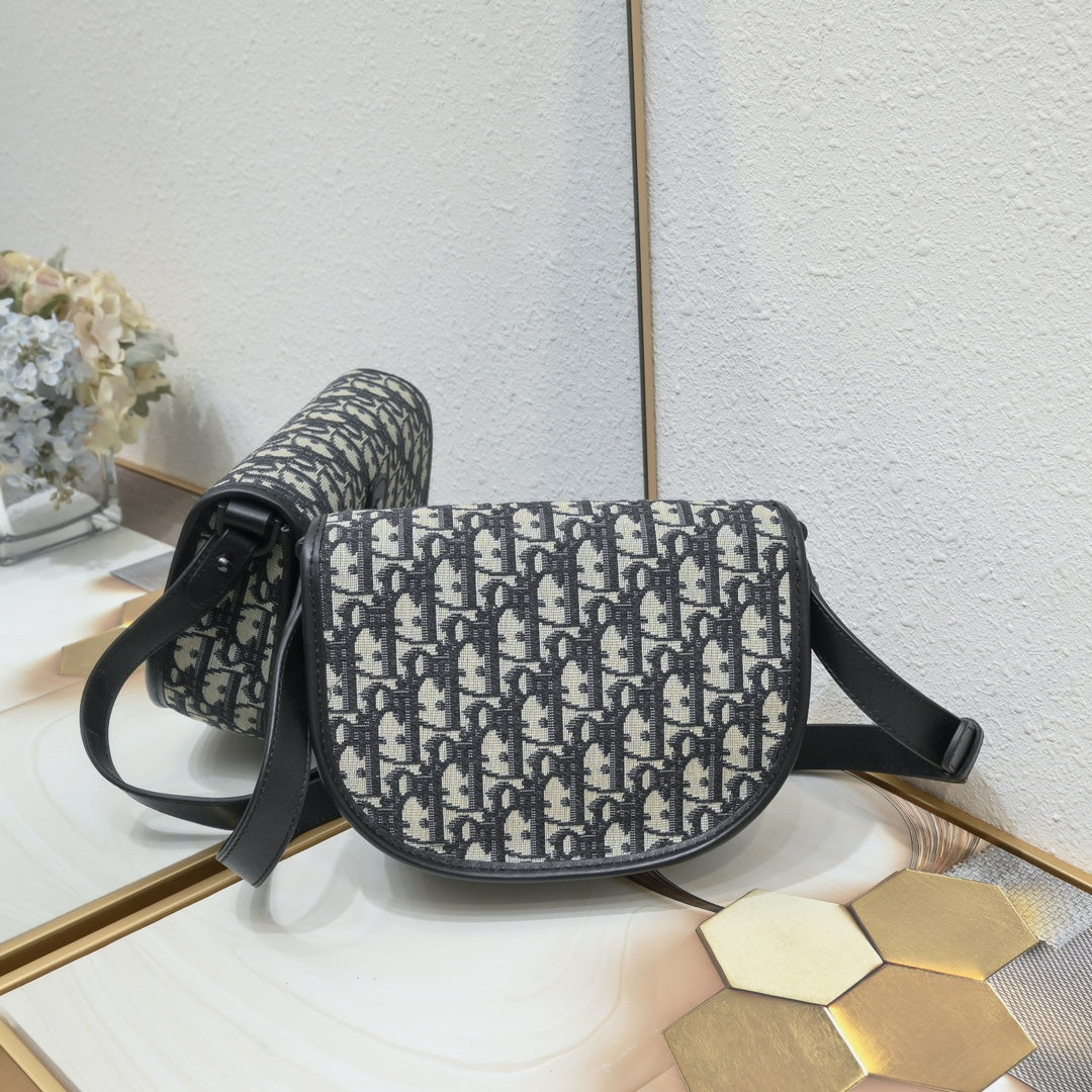 B1R76D43 Popular  bag