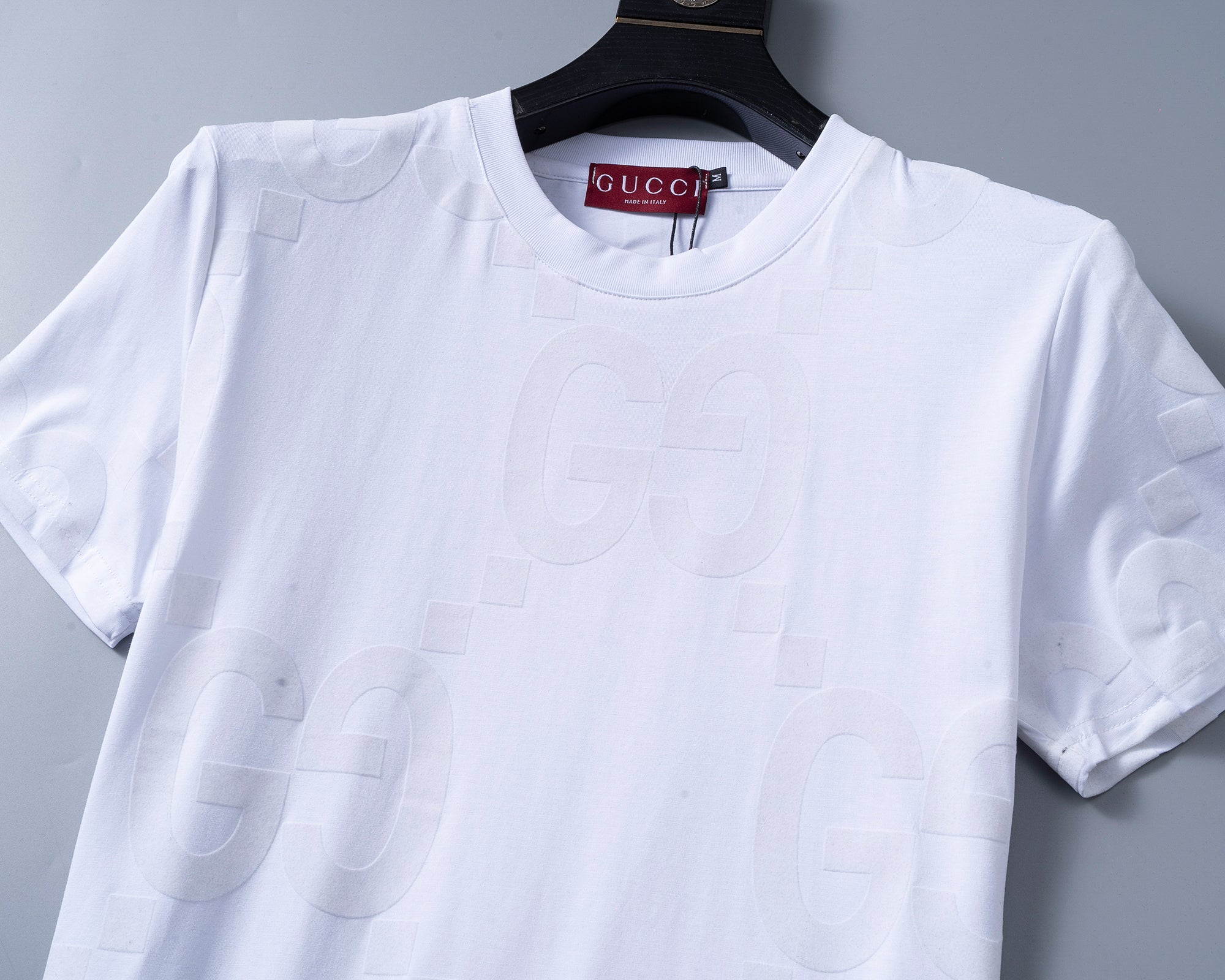 U1W35B115  Popular shirt and shorts set