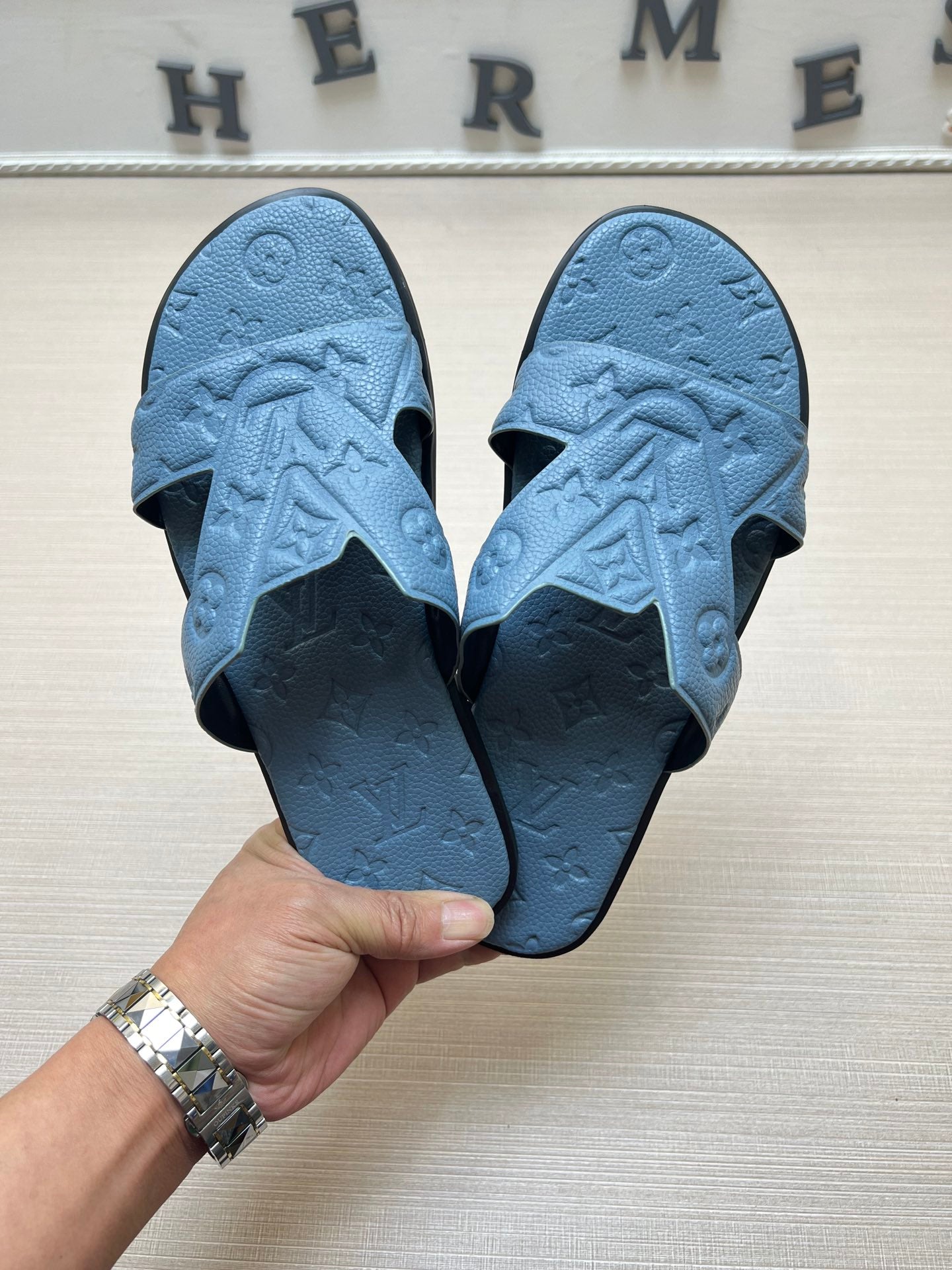 Z5ZE34 Popular slippers