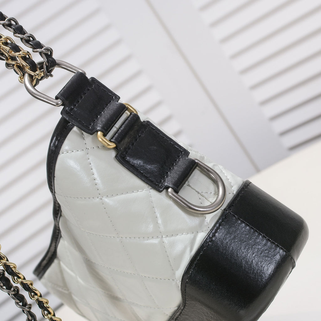 B1X34C261 Popular   leather bag 