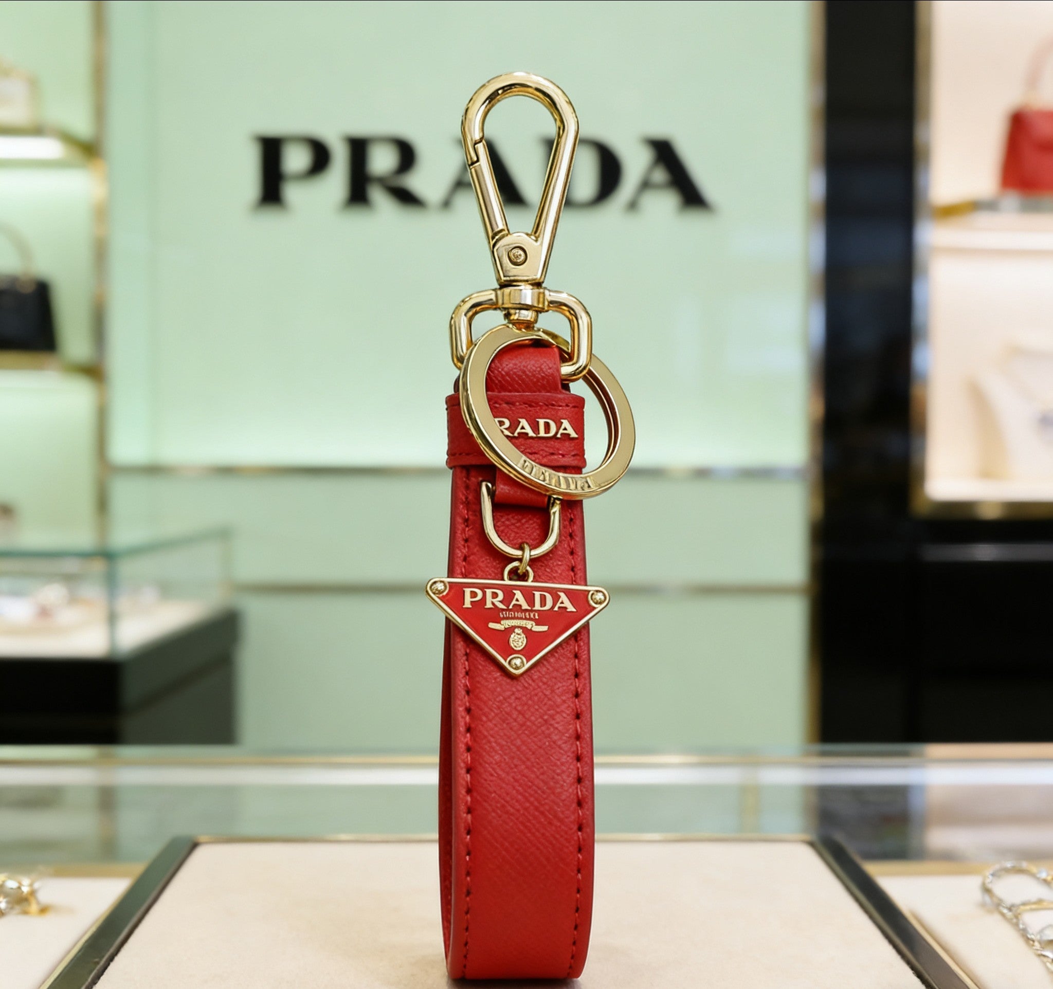 A1R46P3 Popular bag 's charms accessories
