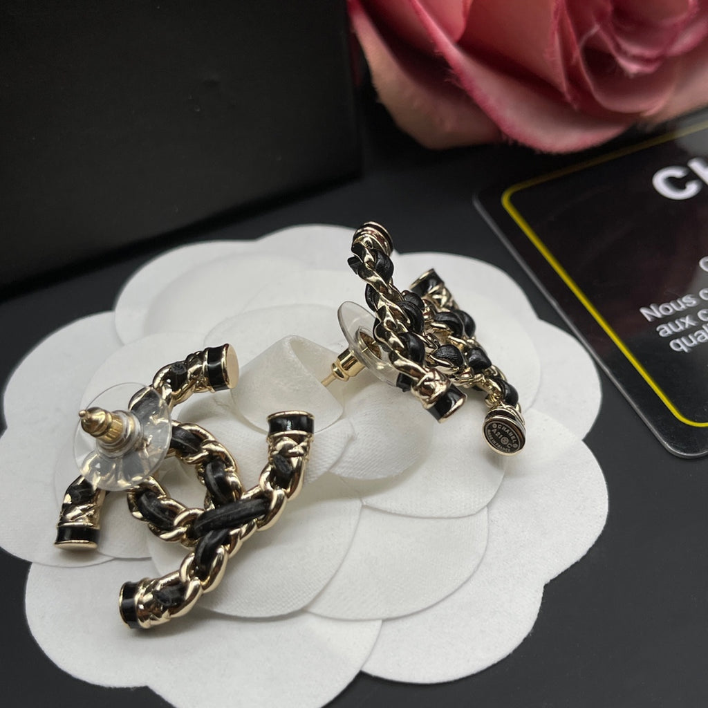 X1Z94C899E Popular Earrings