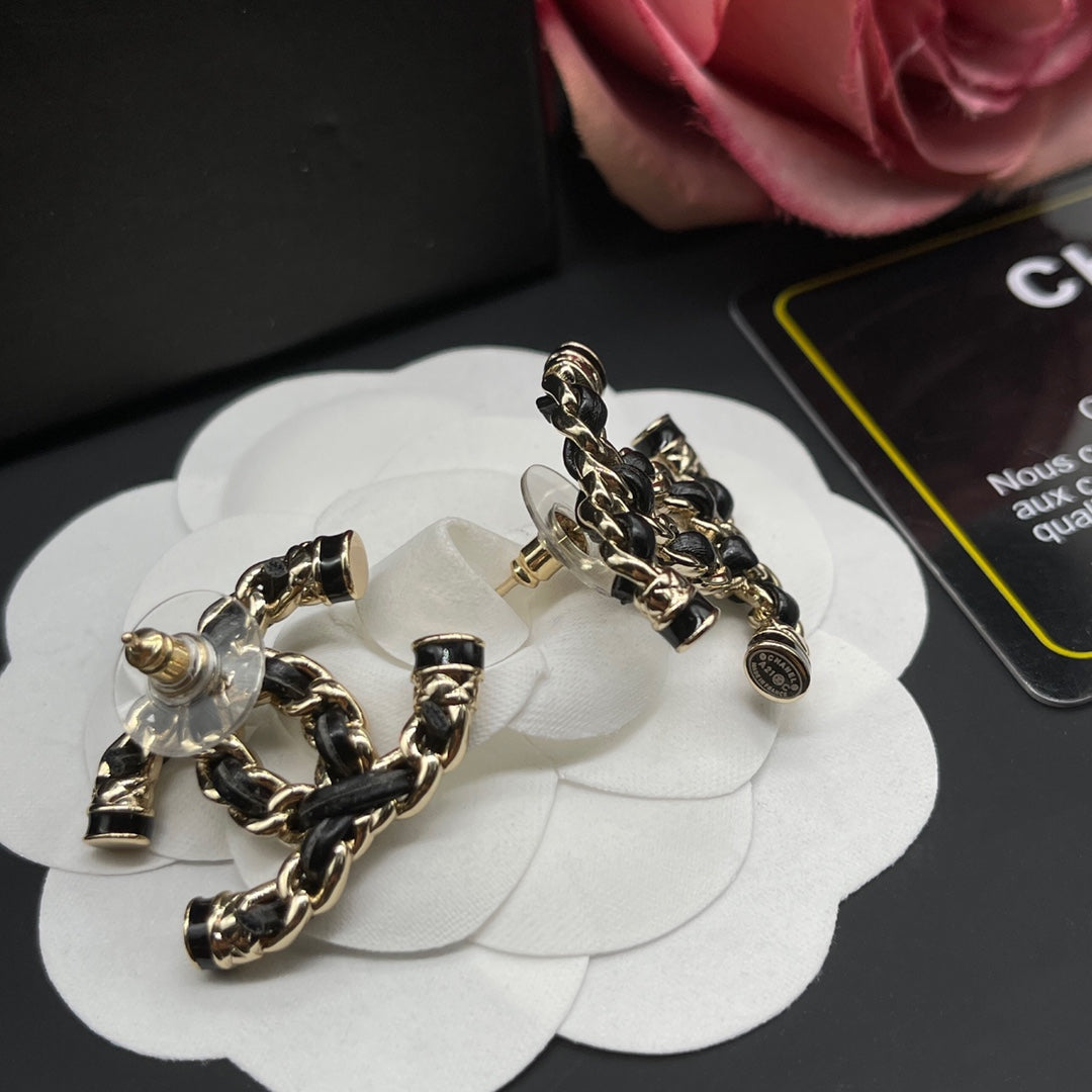 X1Z94C899E Popular Earrings