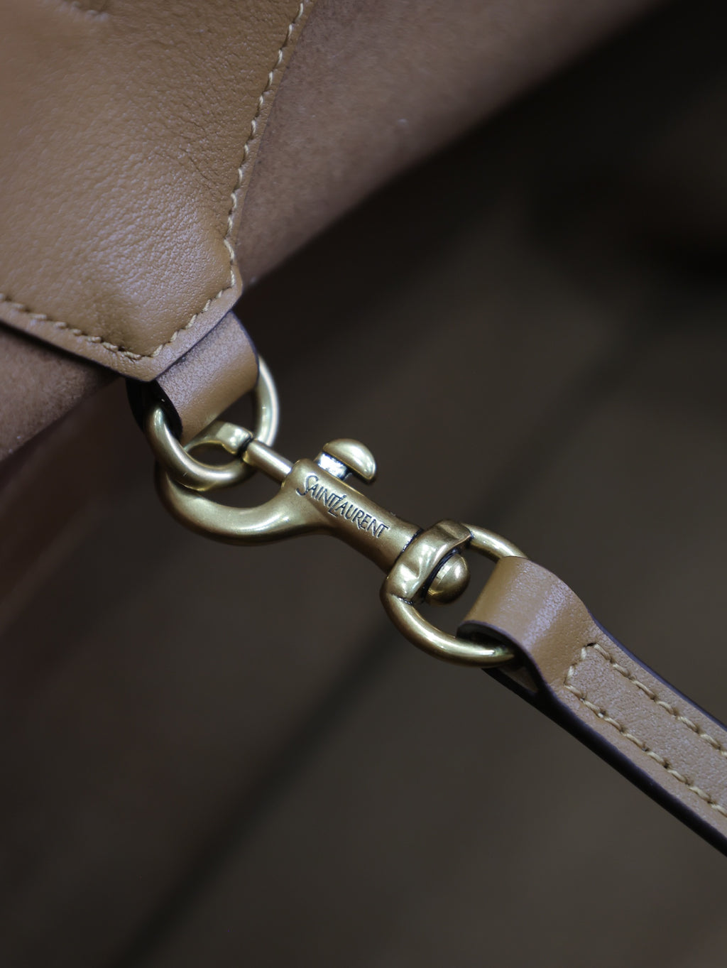 B1X124SL85 Popular   leather bag