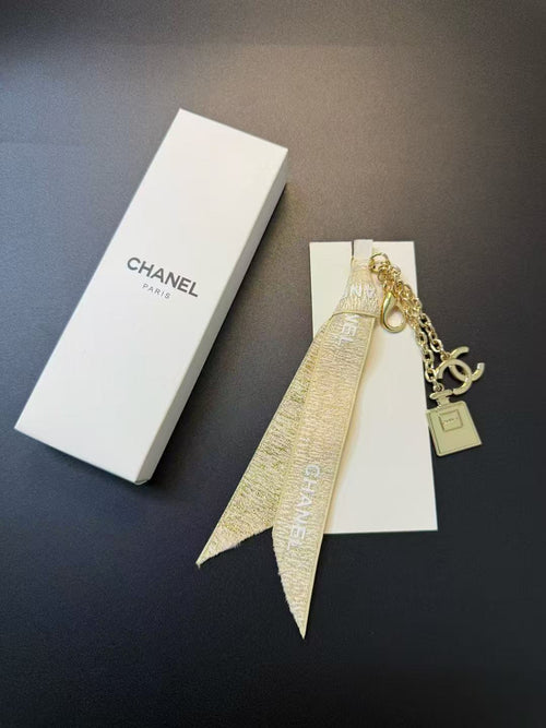 A1R76C33 Popular bag 's charms accessories