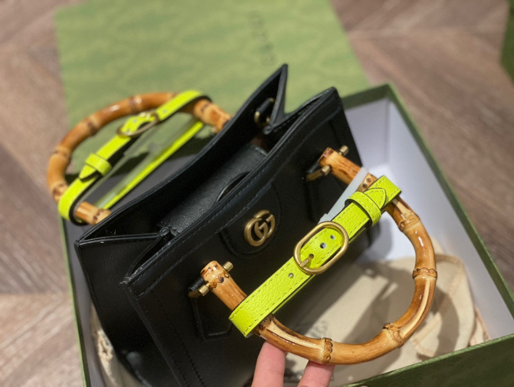 B1X93B118 Popular  leather bag 