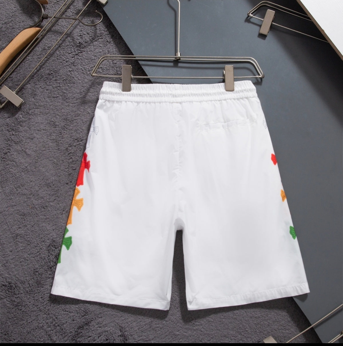 U1N36A11 Popular shorts