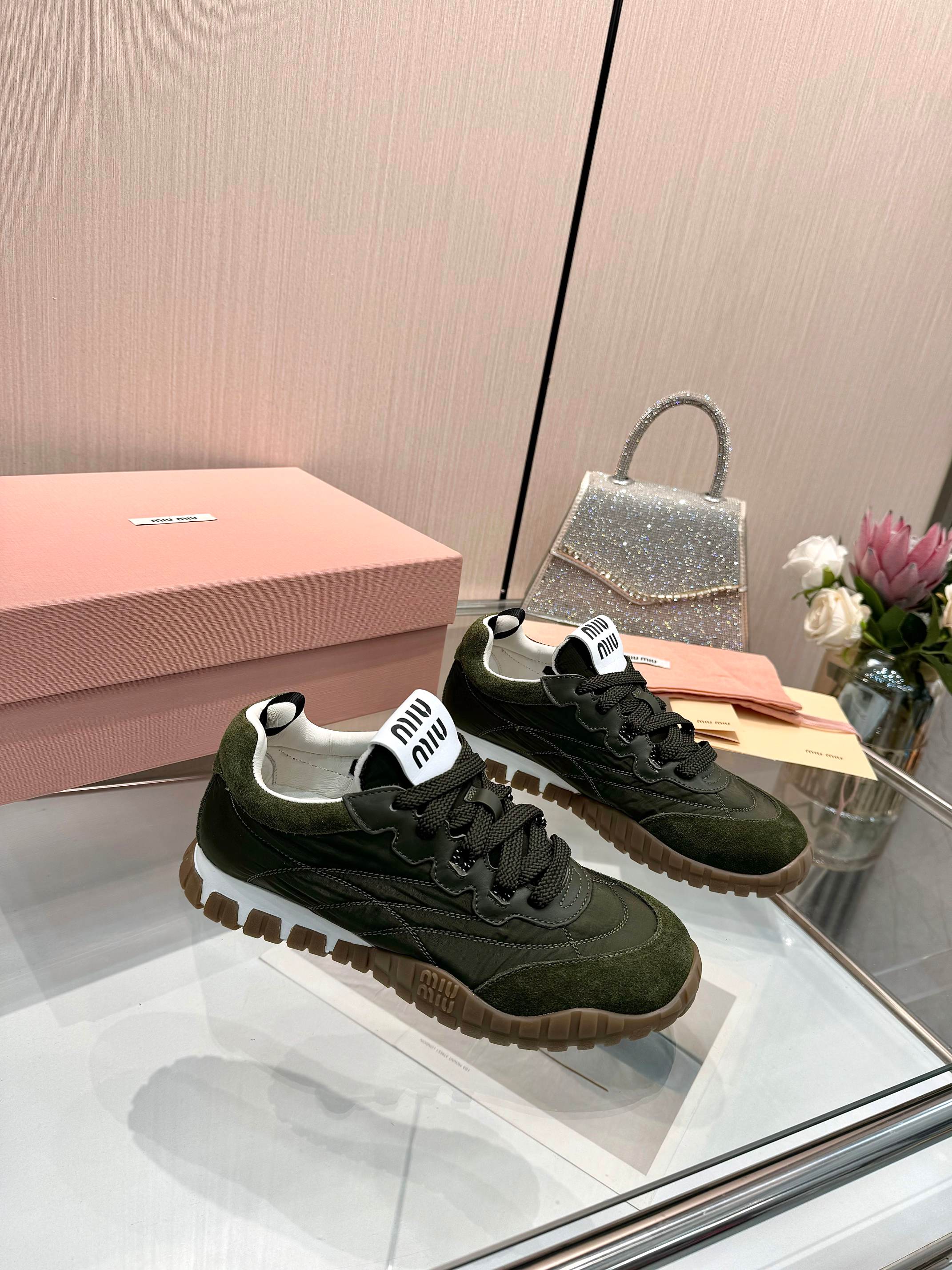 Z2Q95A18 Popular high-quality shoes