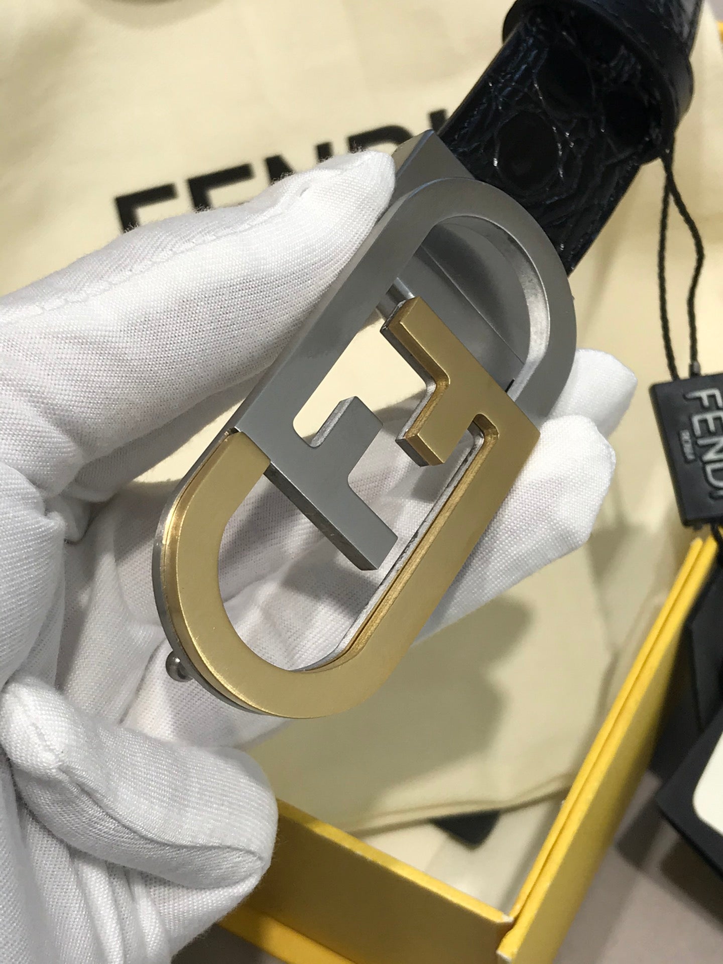 P1Q64F91 Popular  High quality belt With full package