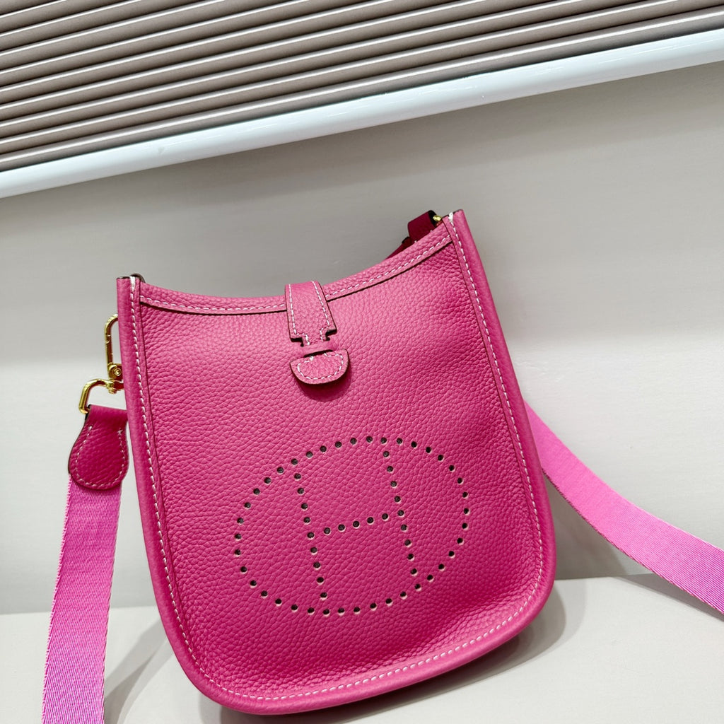 B1N46H5 Popular leather bag