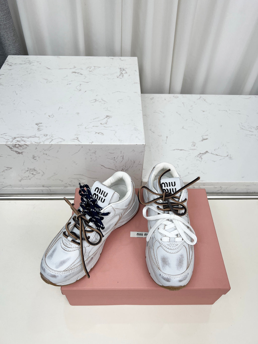 Z2Z85A47  Popular high quality shoes