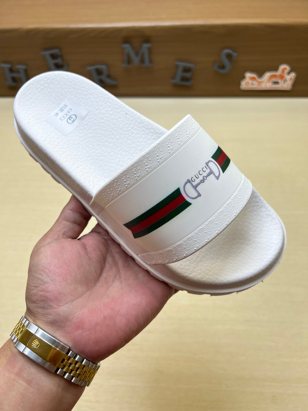 Z5R76B1 Popular Slippers