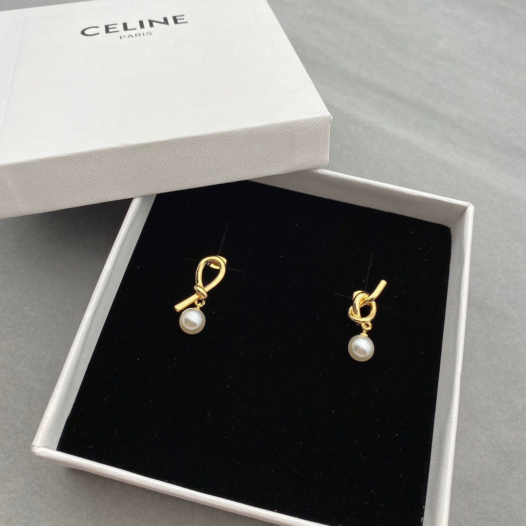 X1Z94CL632E Popular  Earrings