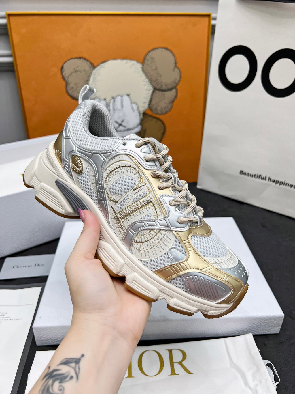Z2Q105D311 Popular high-quality Shoes