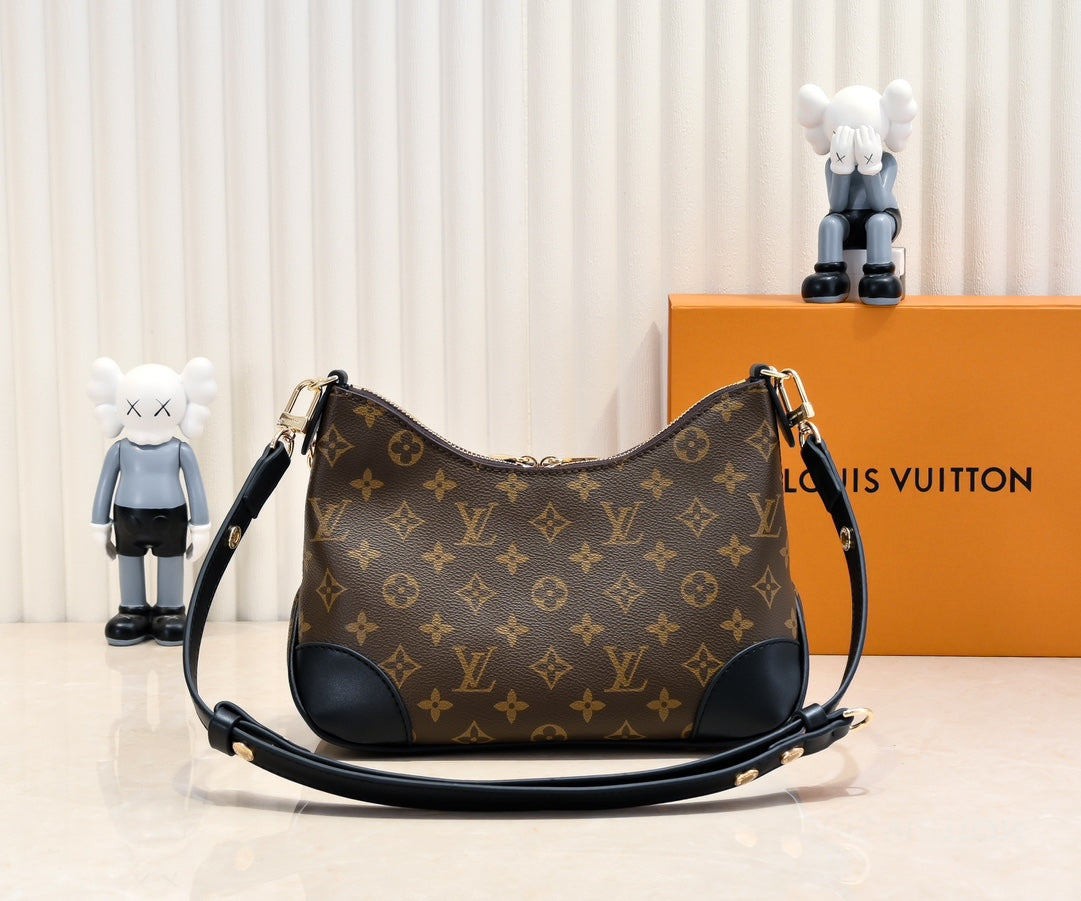 B1W15E35 Popular  leather bag