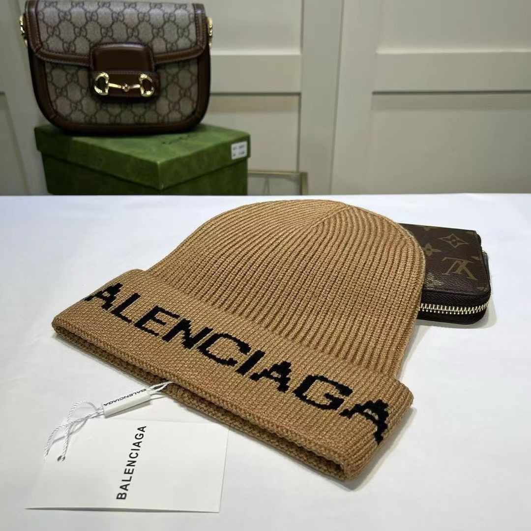 M1R86J86 Popular hats