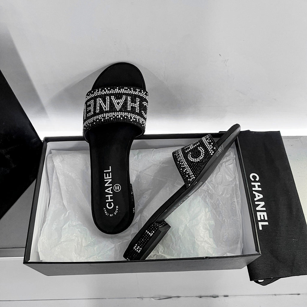 Z1ZC57 Popular sandals