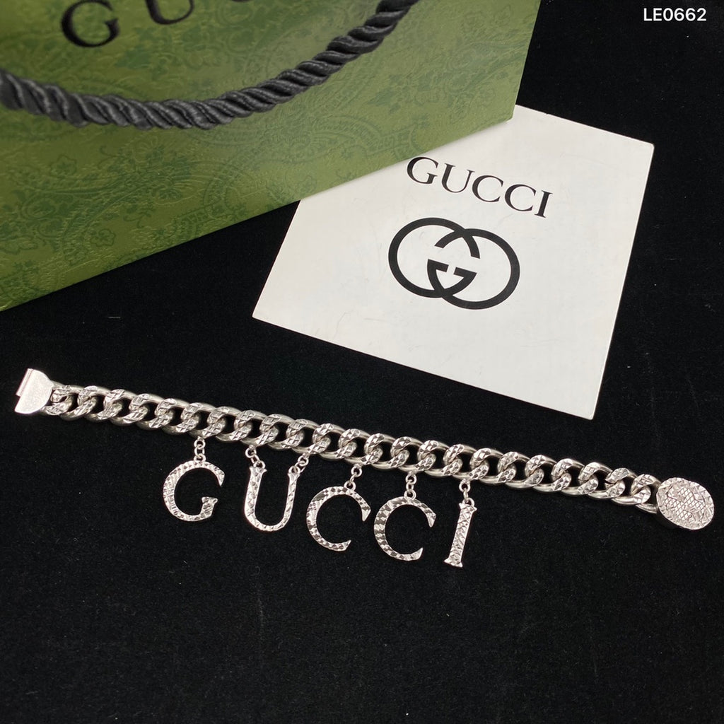 X1Z94B766K  Popular   Necklaces. Bracelets