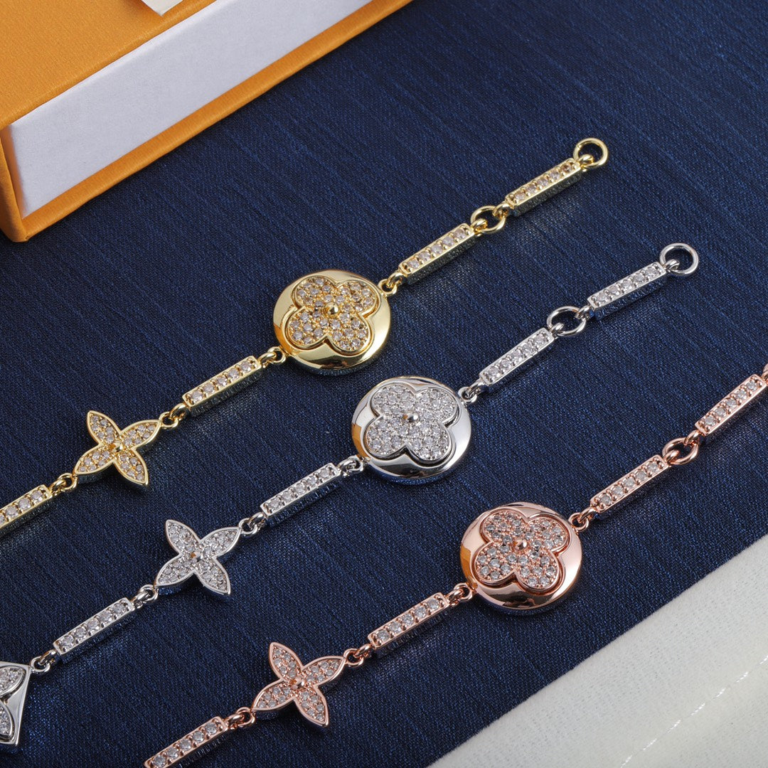 X1X34E602X  Popular Bracelets
