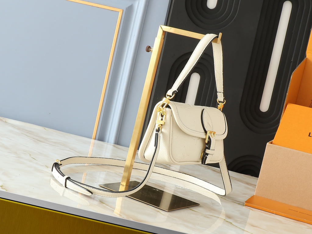 B1X45E3 Popular   leather bag