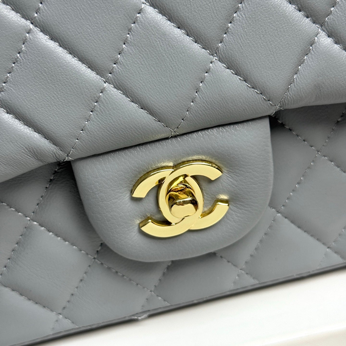 B1R76C14 Popular leather bag