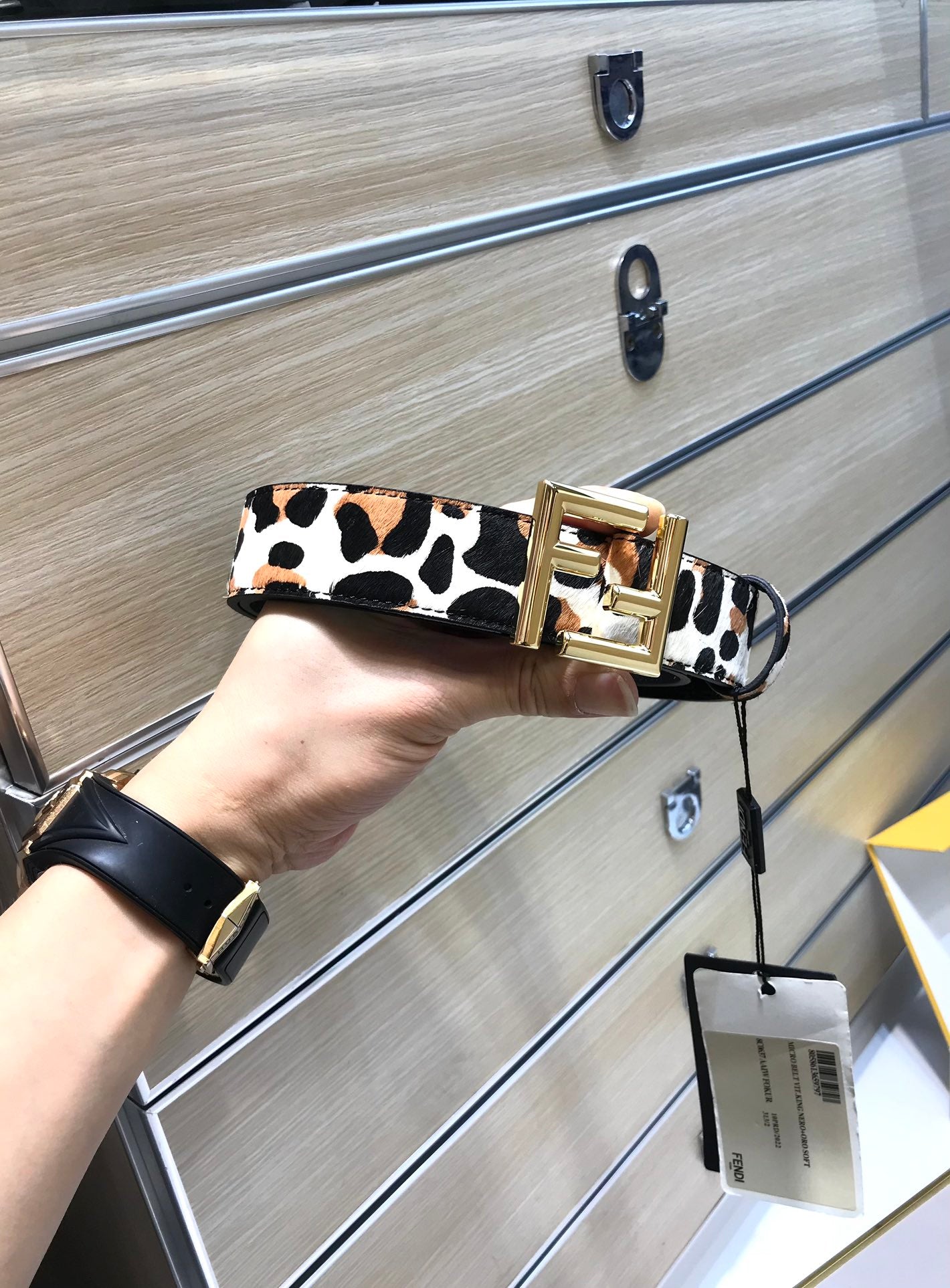 P1Q64F94 Popular   High quality belt With full package