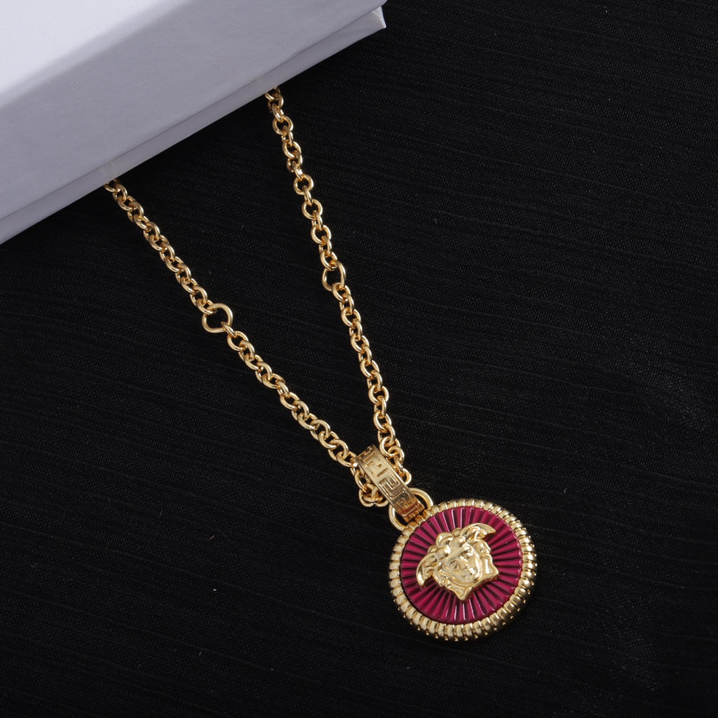 X1Q85V361X Popular Necklaces