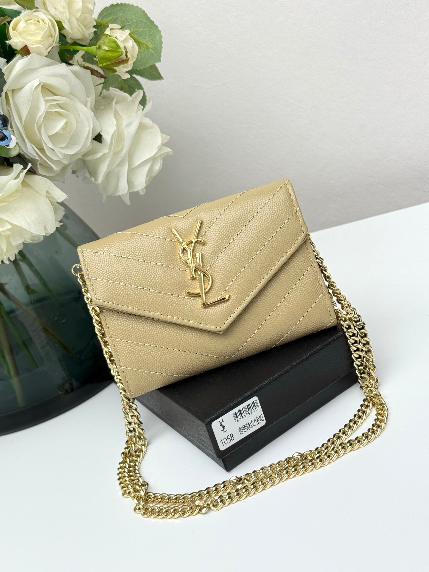 B1P36SL14 Popular card holder